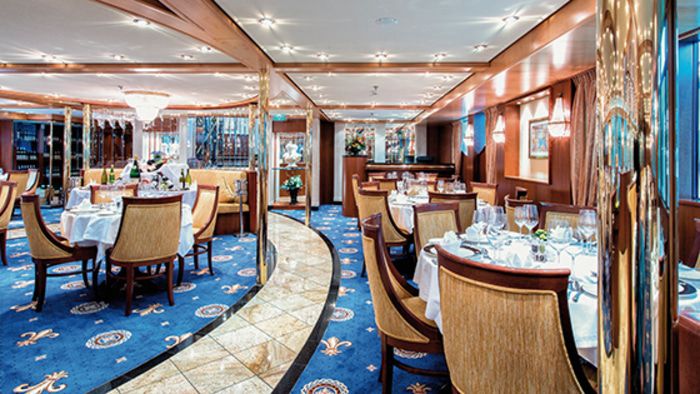 Restaurants, Bars & Cafés on MS Emerald